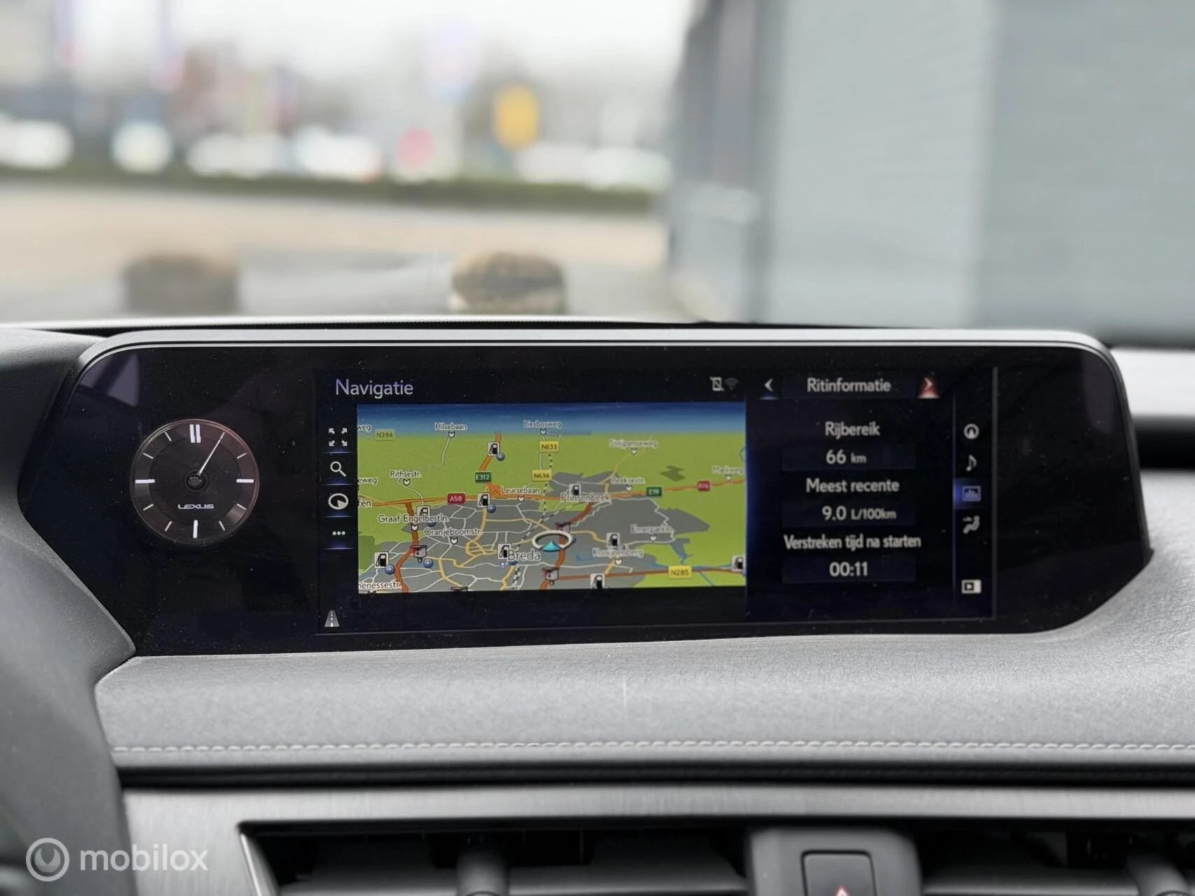 Hoofdafbeelding Lexus UX