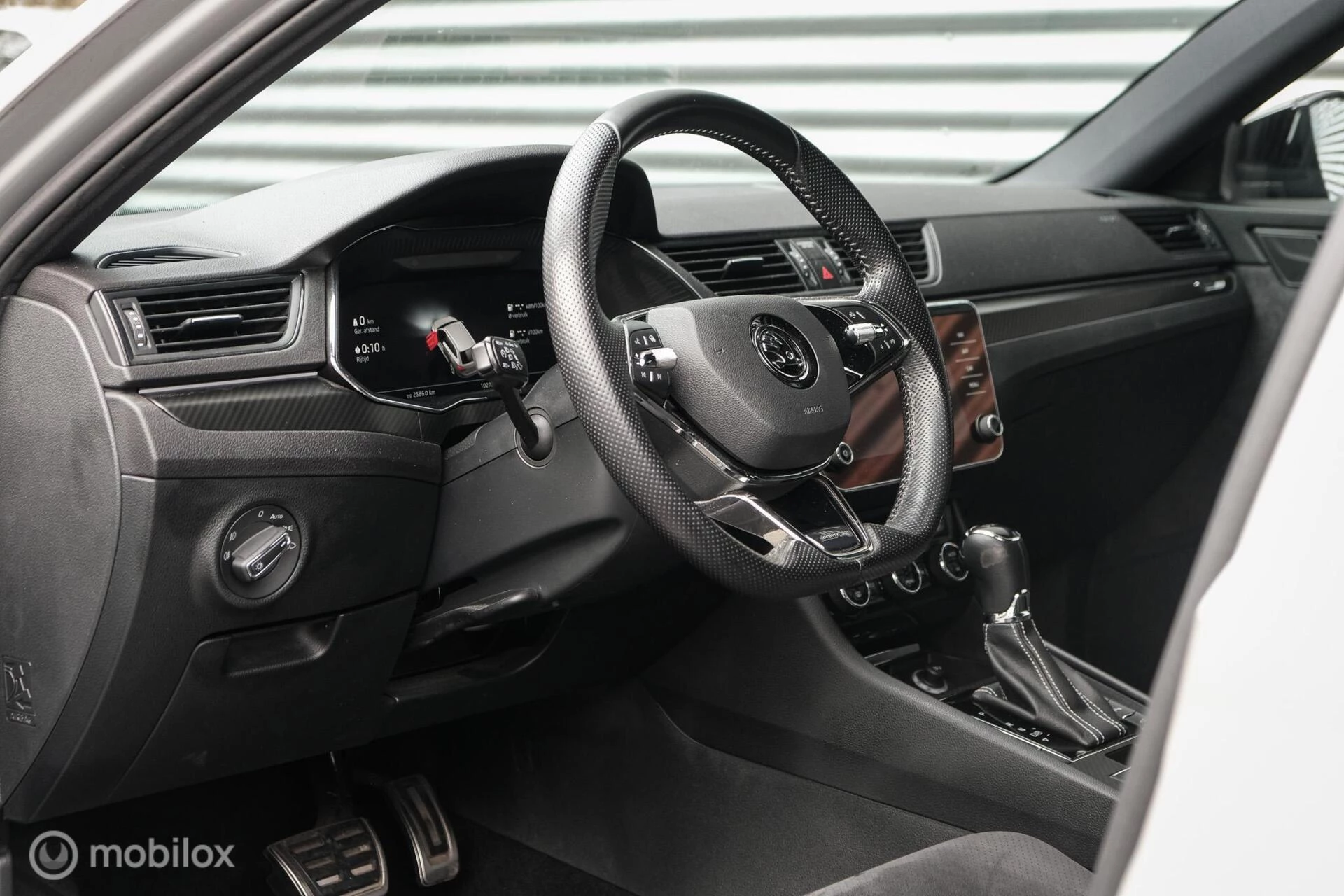 Hoofdafbeelding Škoda Superb