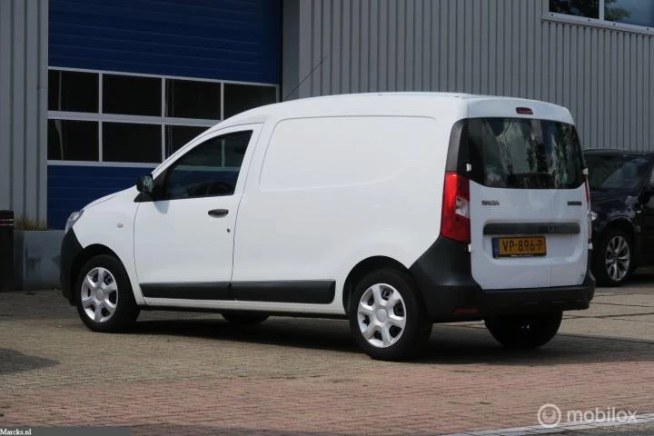 Hoofdafbeelding Dacia Dokker