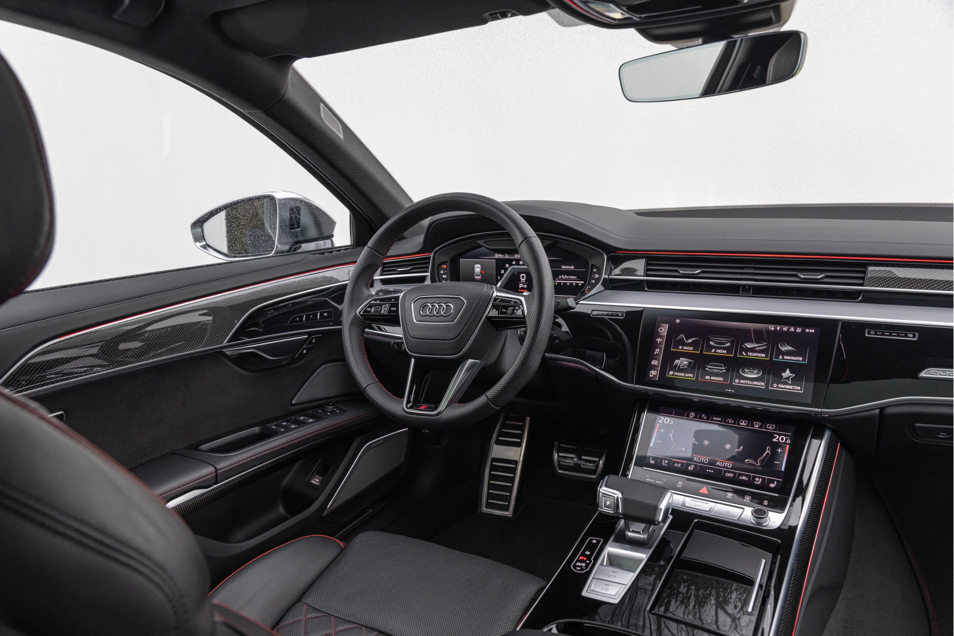 Hoofdafbeelding Audi S8