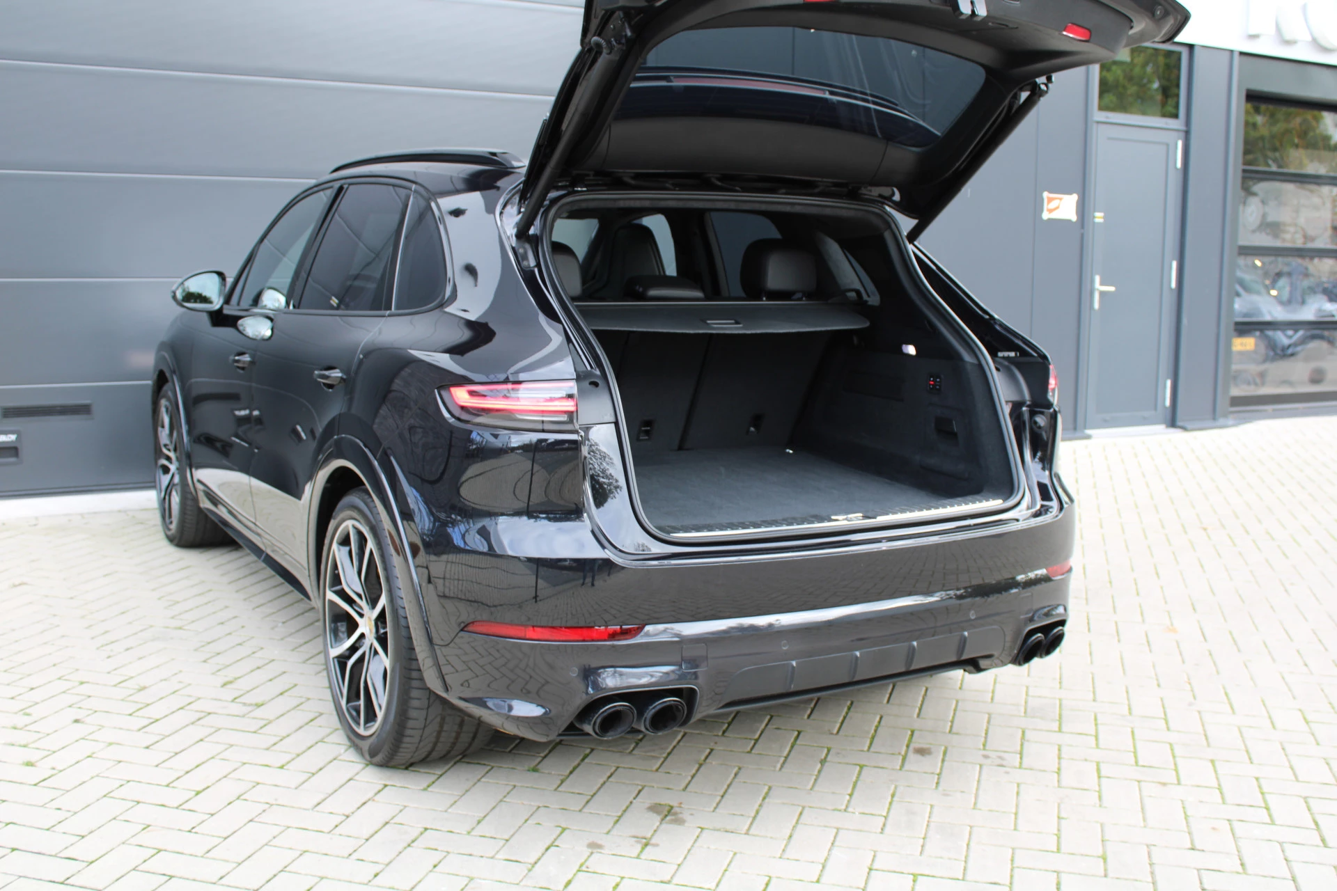 Hoofdafbeelding Porsche Cayenne