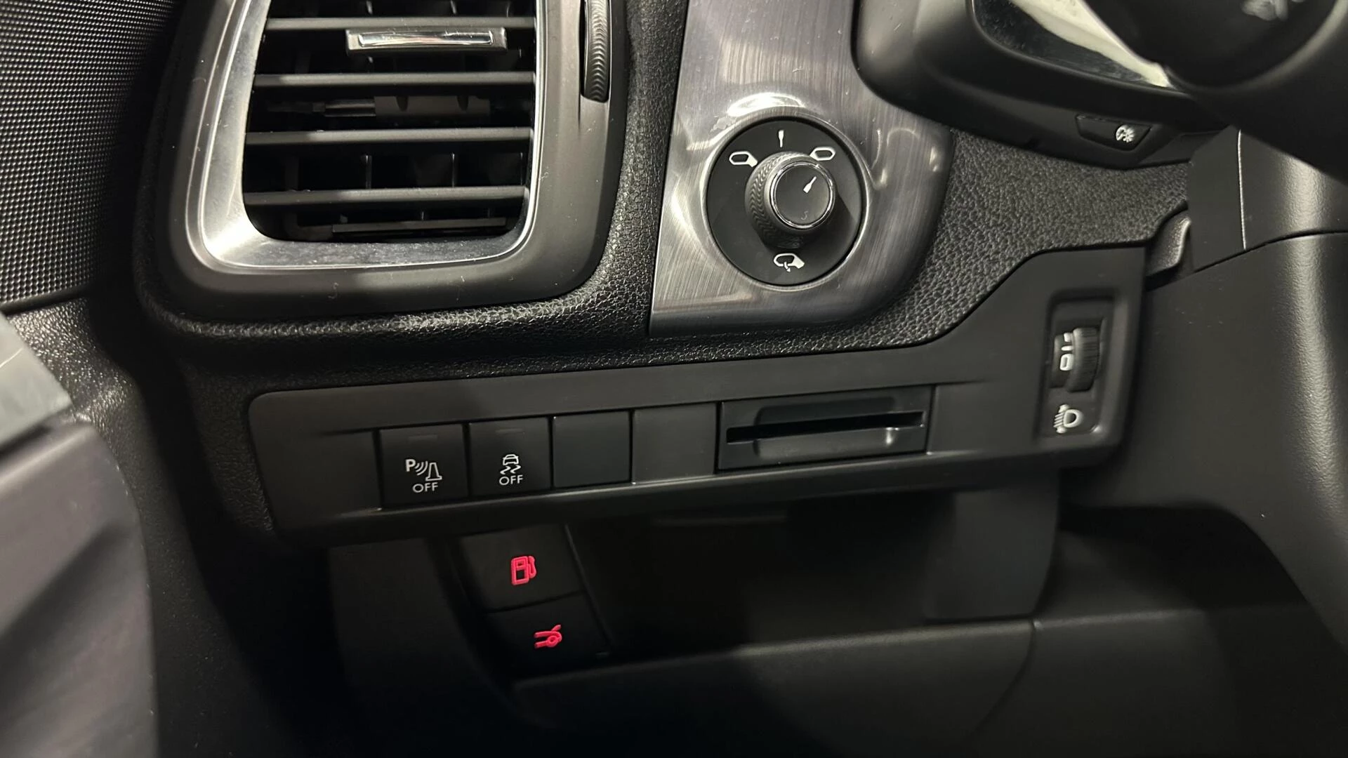 Hoofdafbeelding DS DS 5