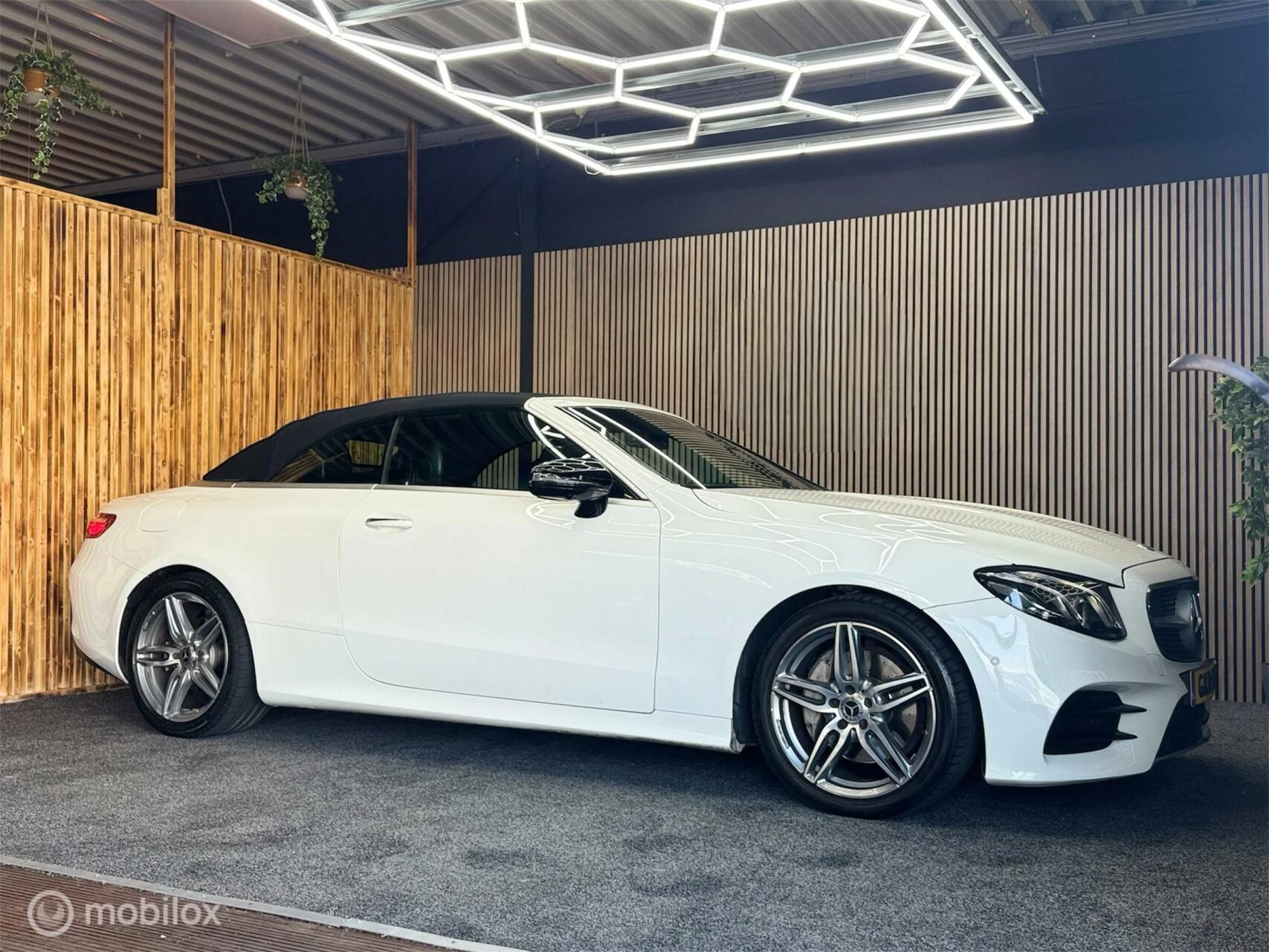 Hoofdafbeelding Mercedes-Benz E-Klasse