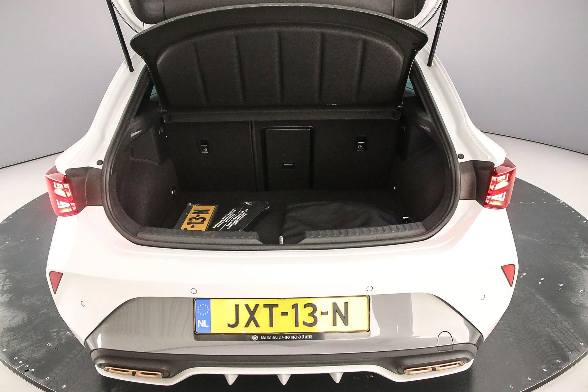 Hoofdafbeelding CUPRA Leon