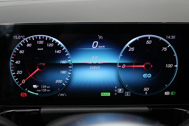 Hoofdafbeelding Mercedes-Benz EQA