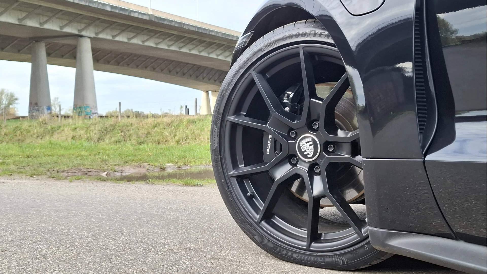 Hoofdafbeelding Porsche Taycan