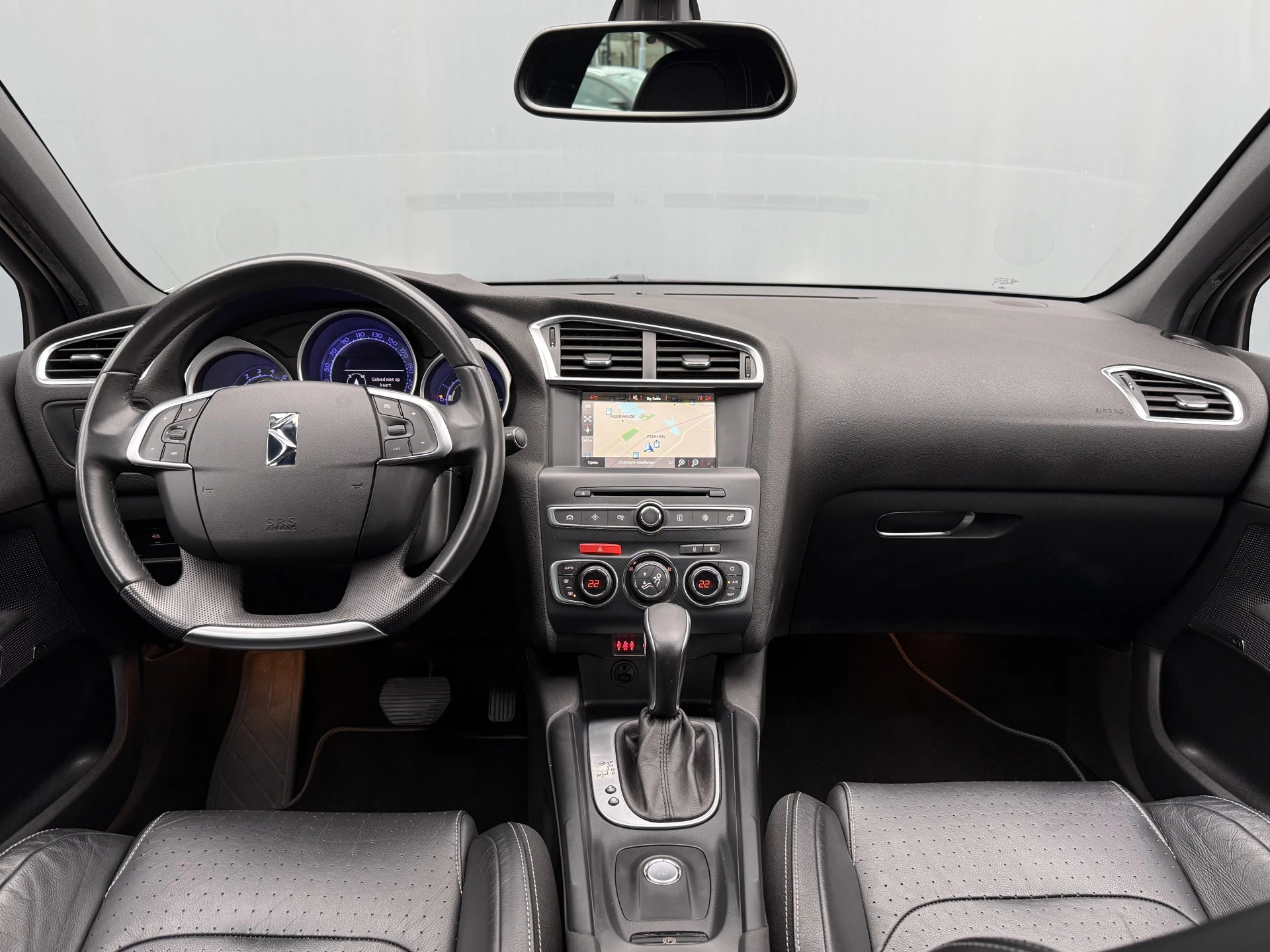 Hoofdafbeelding DS DS 4