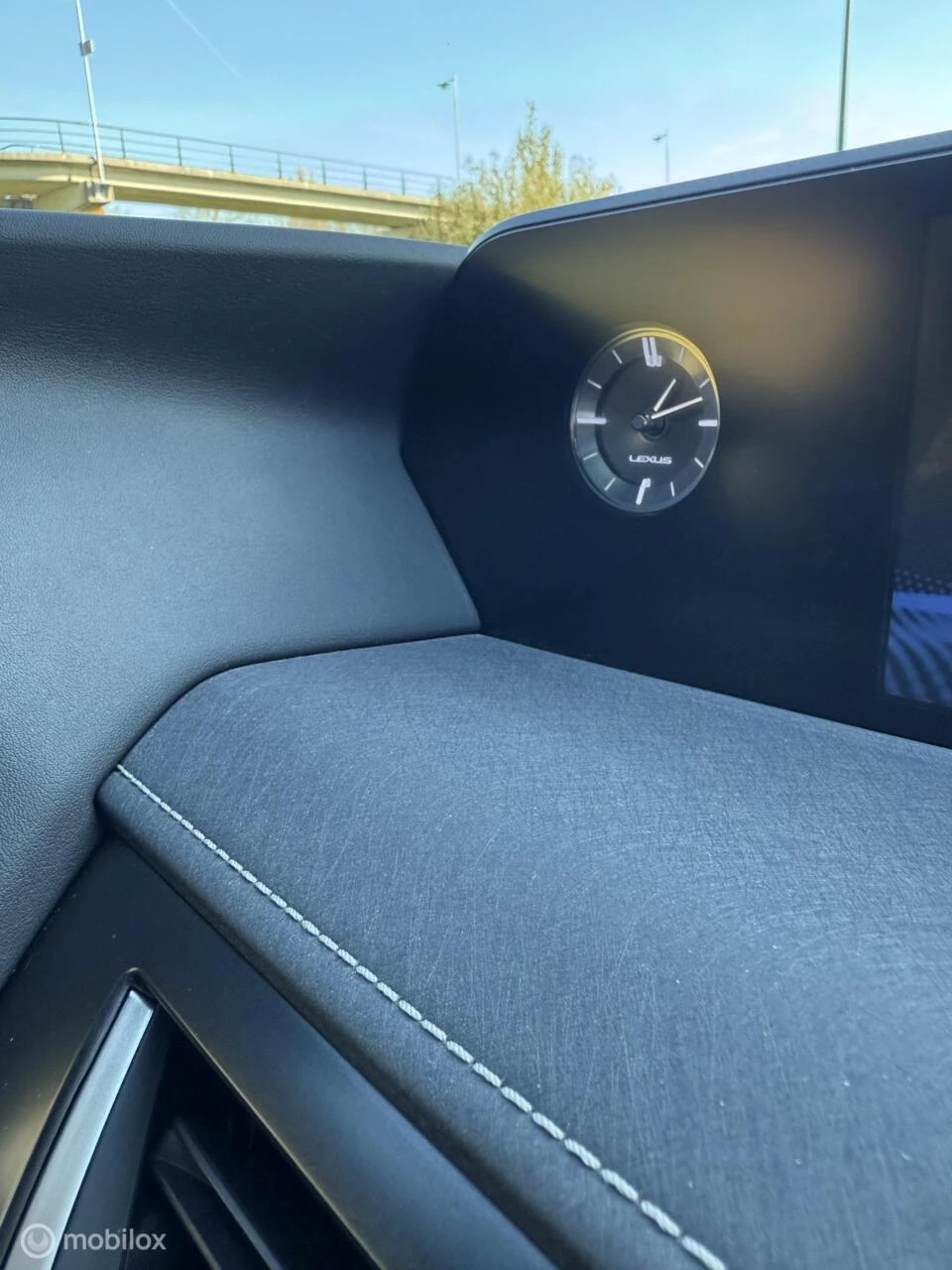 Hoofdafbeelding Lexus UX