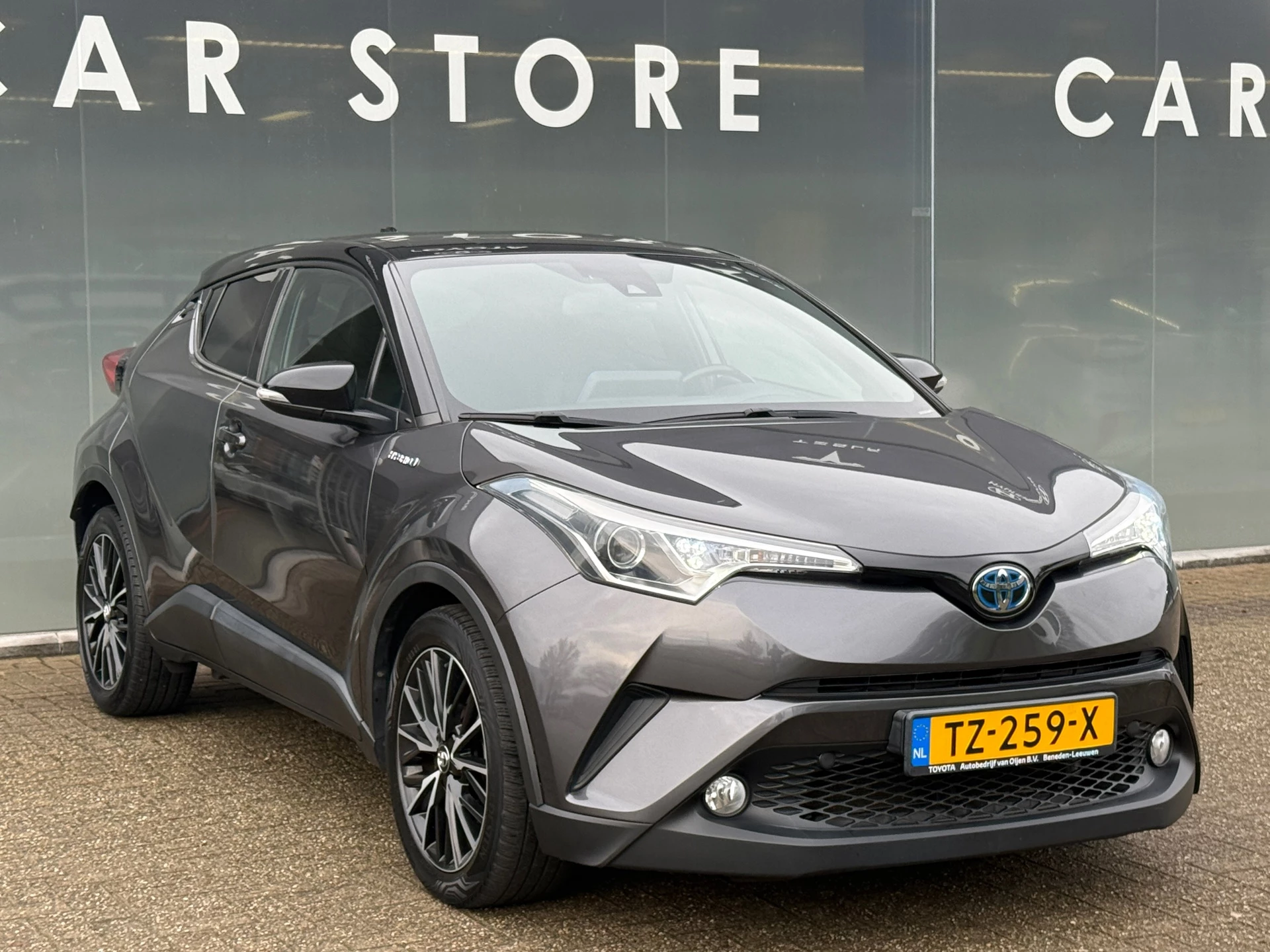 Hoofdafbeelding Toyota C-HR