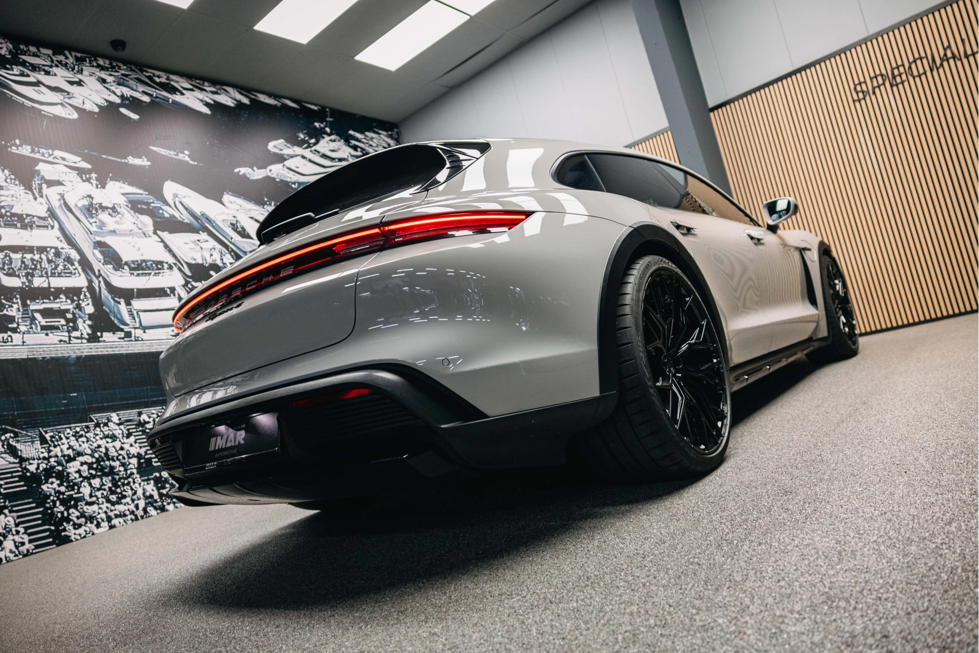 Hoofdafbeelding Porsche Taycan