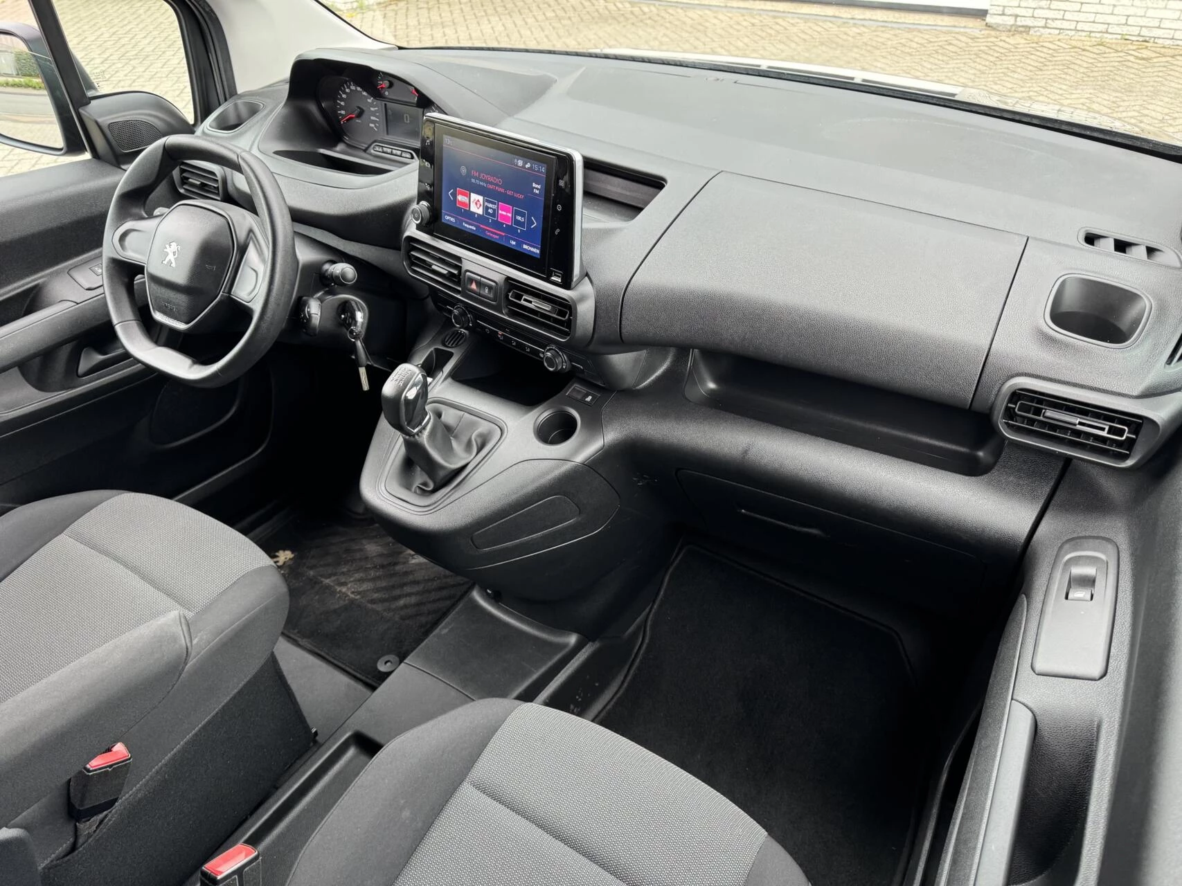 Hoofdafbeelding Peugeot Partner