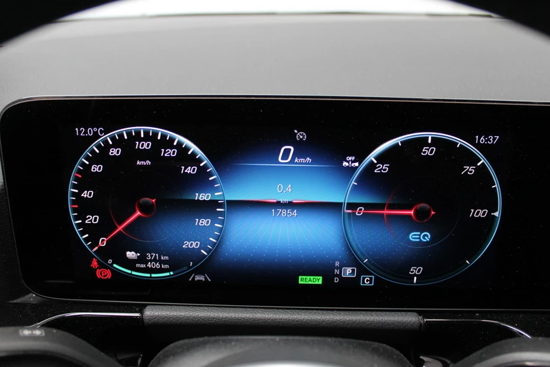 Hoofdafbeelding Mercedes-Benz EQA