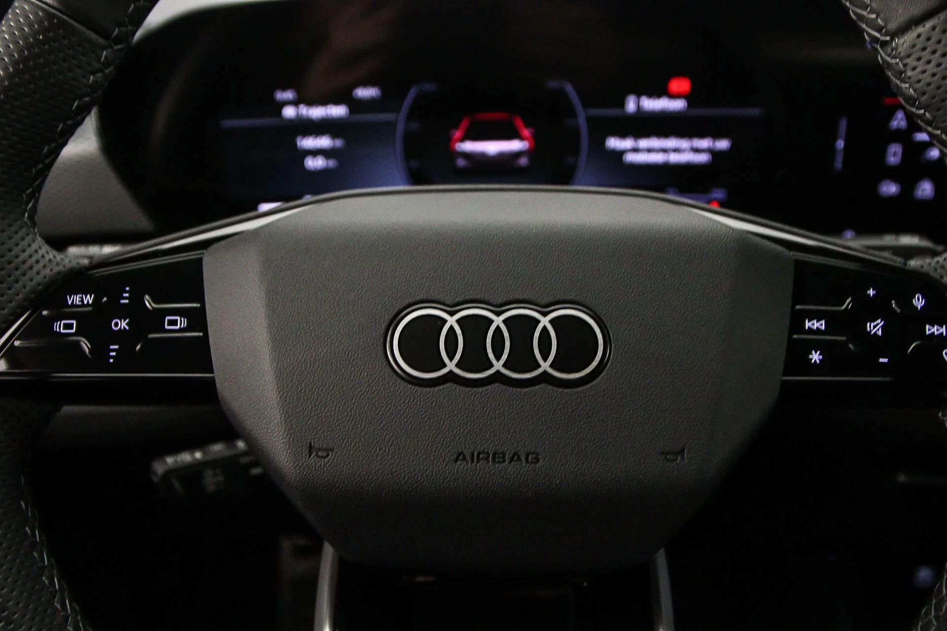 Hoofdafbeelding Audi A6 Avant e-tron