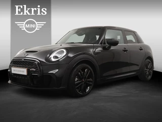 Mini 5-deurs Cooper S Rockingham GT Edition | JCW-pakket | Glazen Panoramadak | Leder | Stuur- en stoelverwarming | Camera | Harman Kardon
