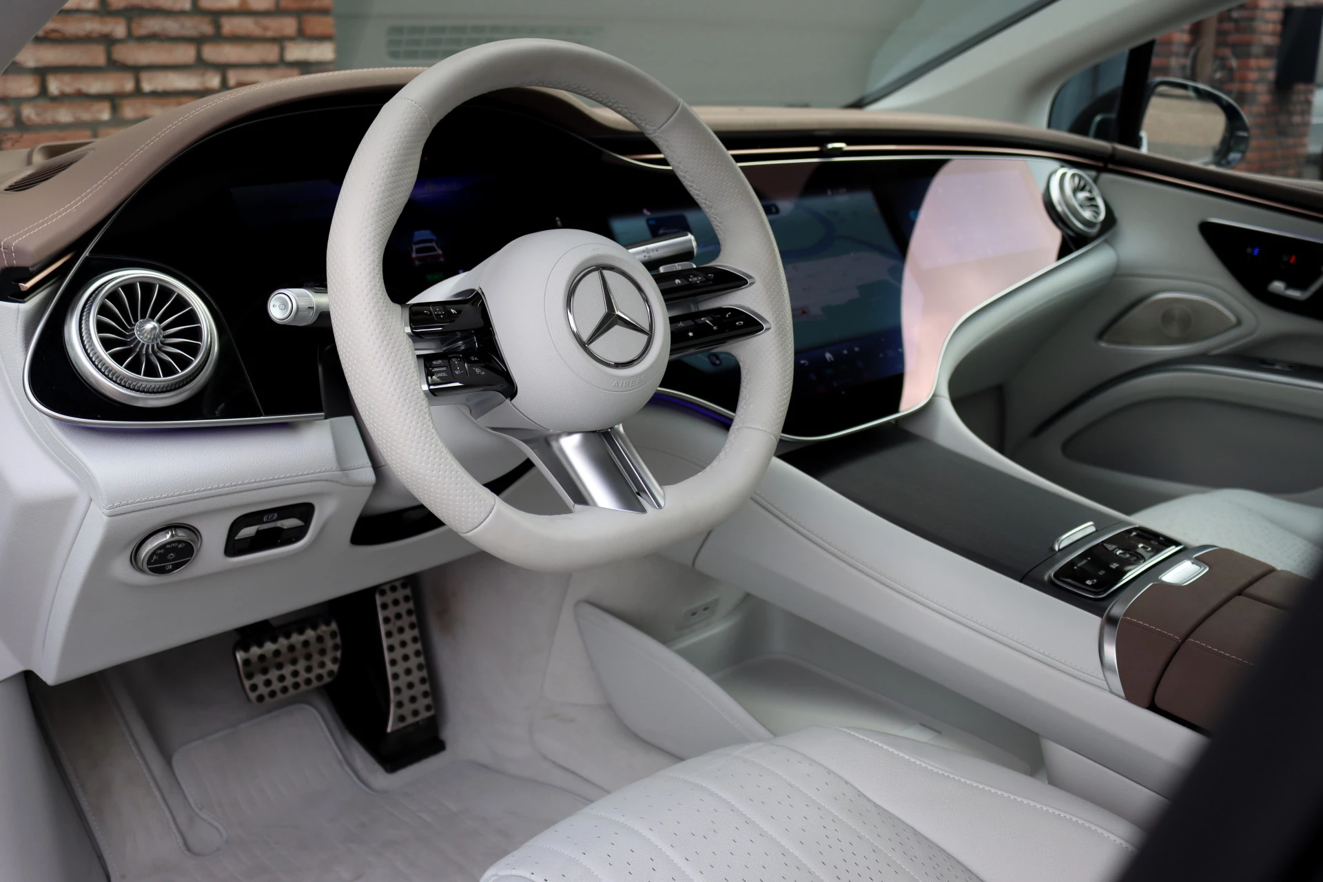 Hoofdafbeelding Mercedes-Benz EQS