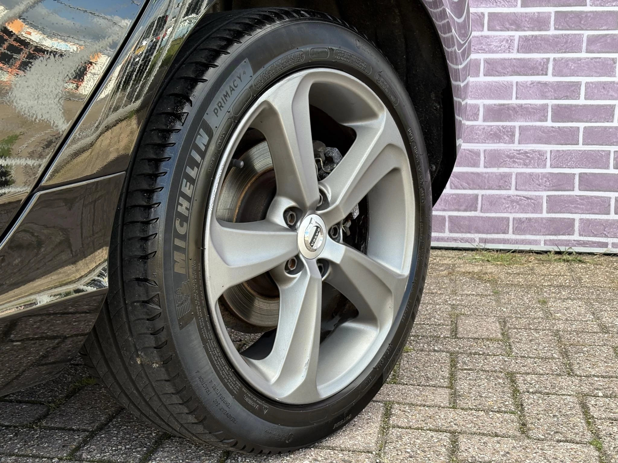 Hoofdafbeelding Volvo V40