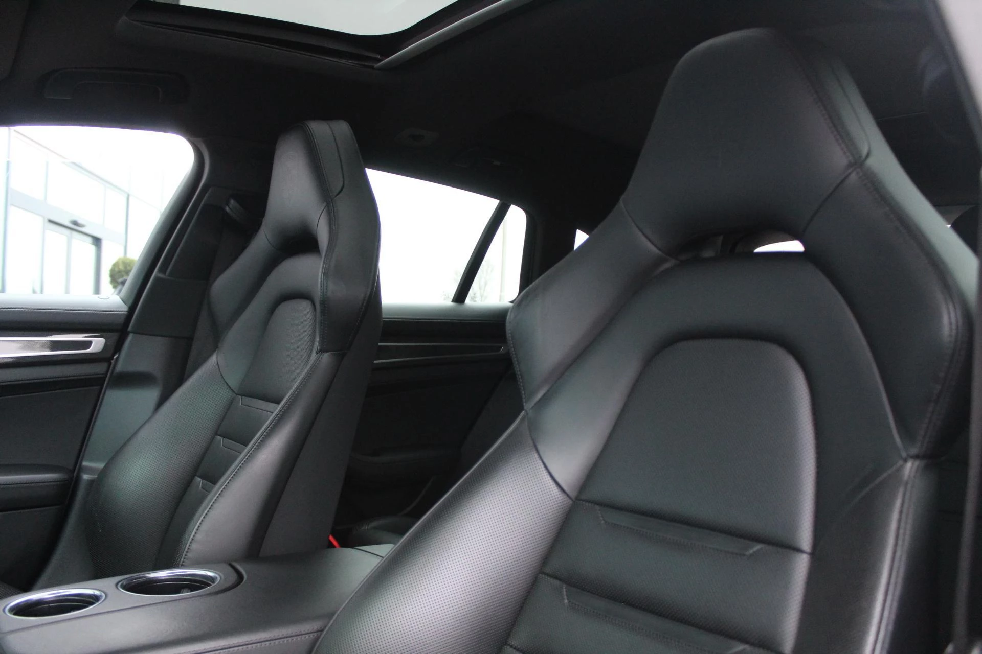 Hoofdafbeelding Porsche Panamera