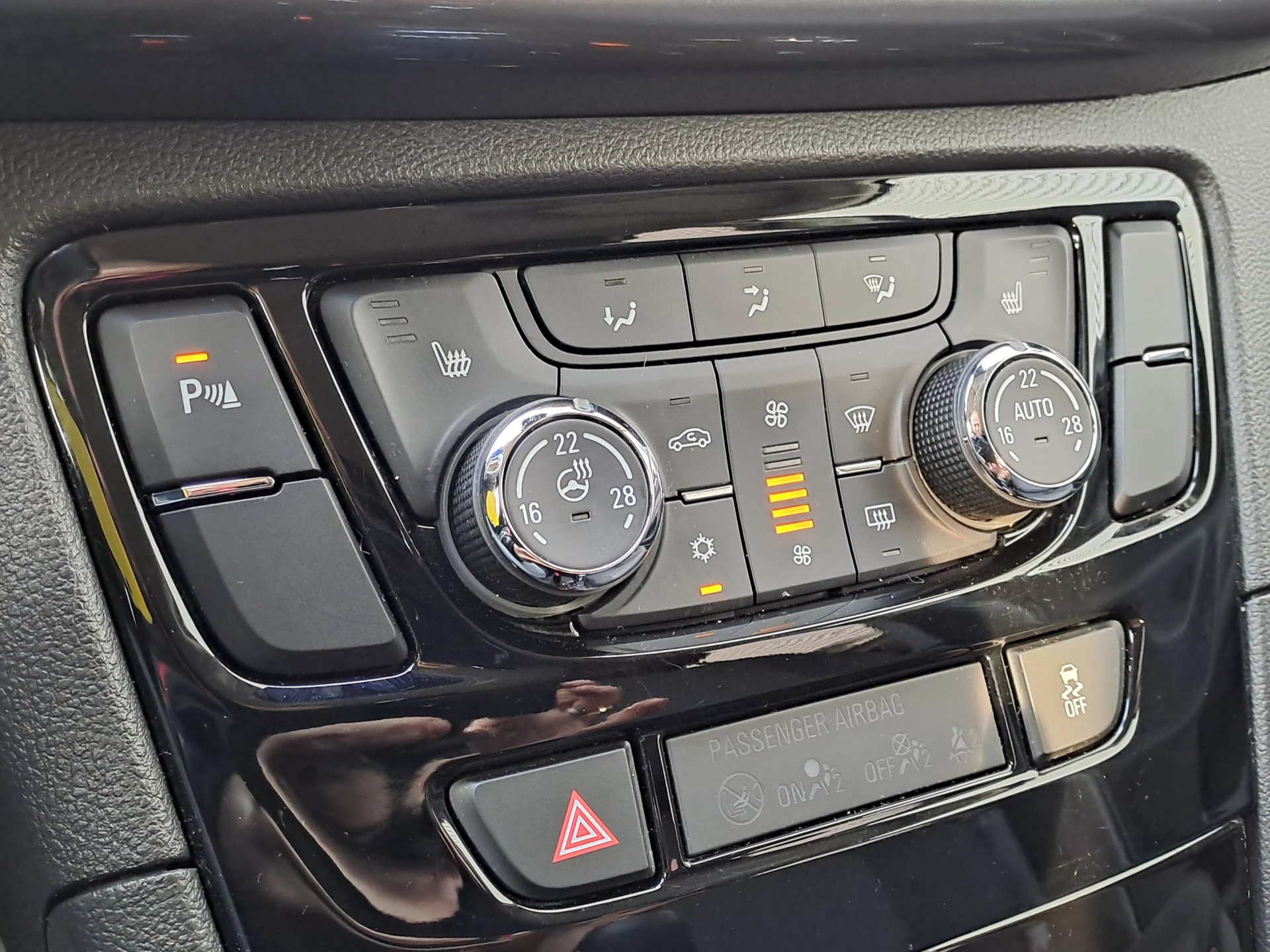 Hoofdafbeelding Opel Mokka X