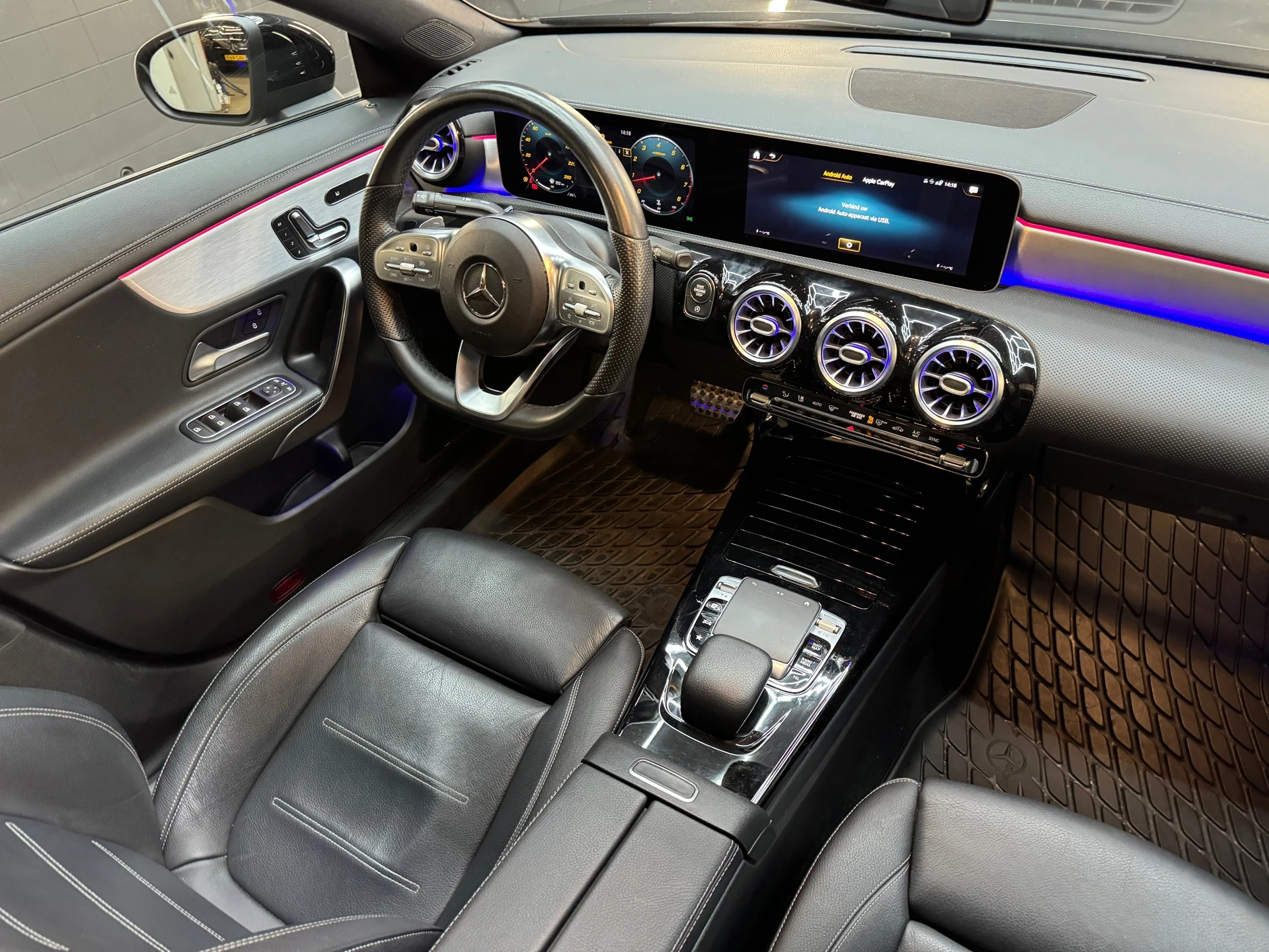 Hoofdafbeelding Mercedes-Benz CLA