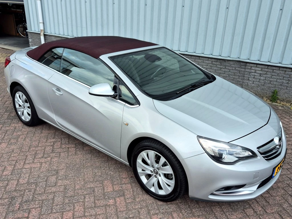 Hoofdafbeelding Opel Cascada