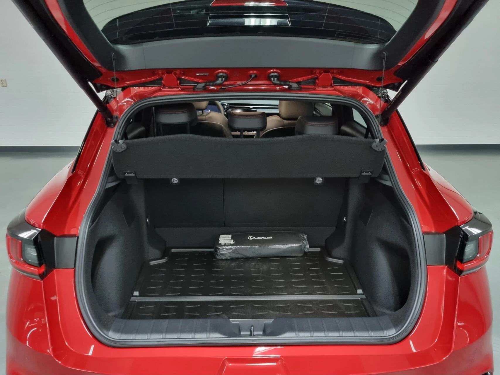 Hoofdafbeelding Lexus LBX