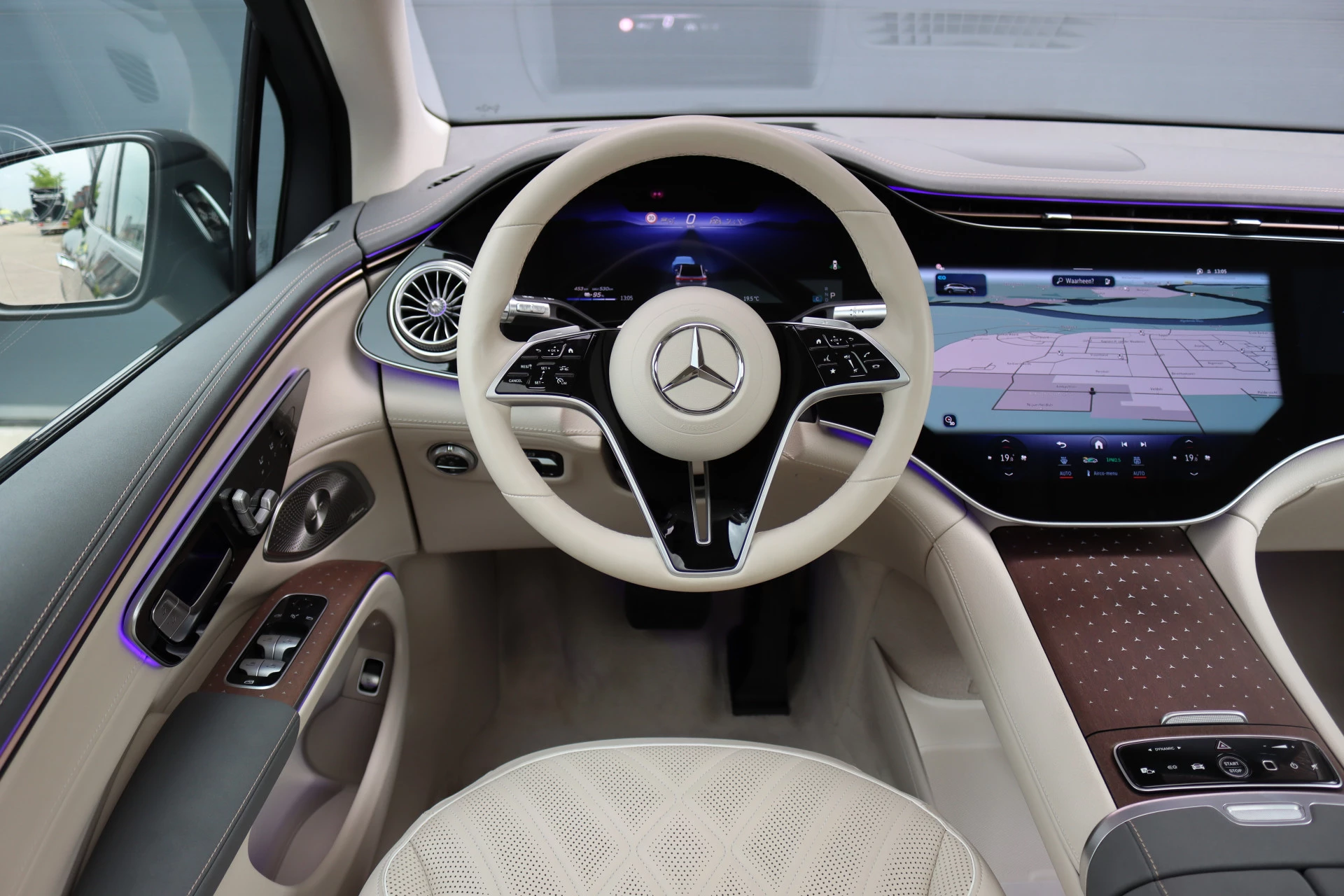 Hoofdafbeelding Mercedes-Benz EQS