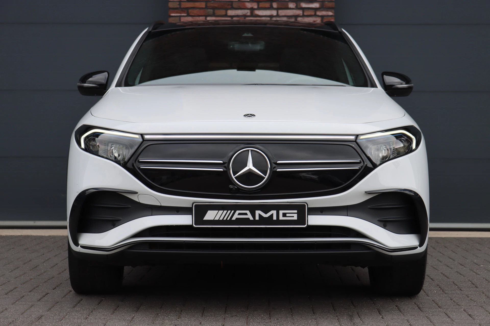 Hoofdafbeelding Mercedes-Benz EQA