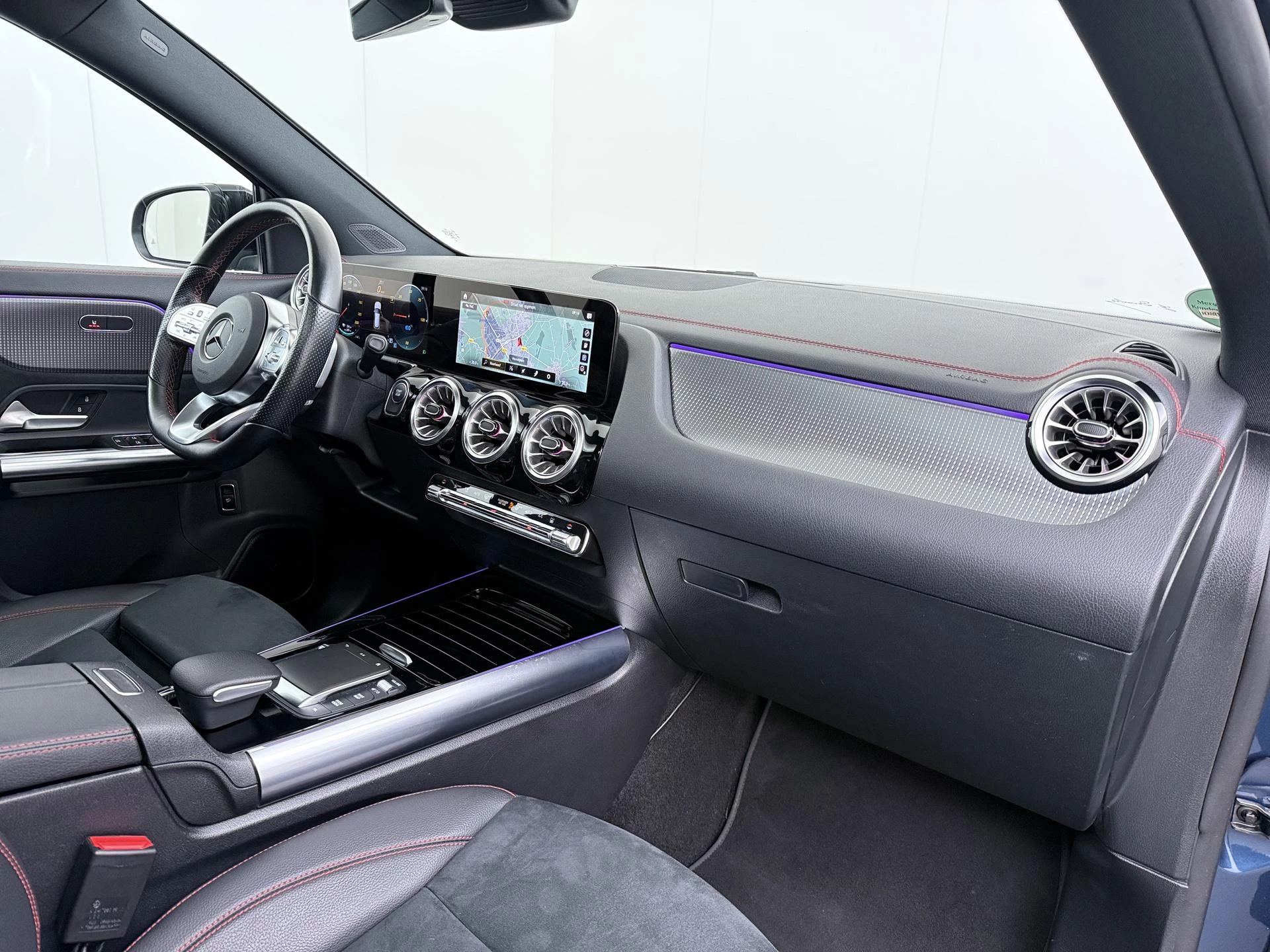 Hoofdafbeelding Mercedes-Benz EQA