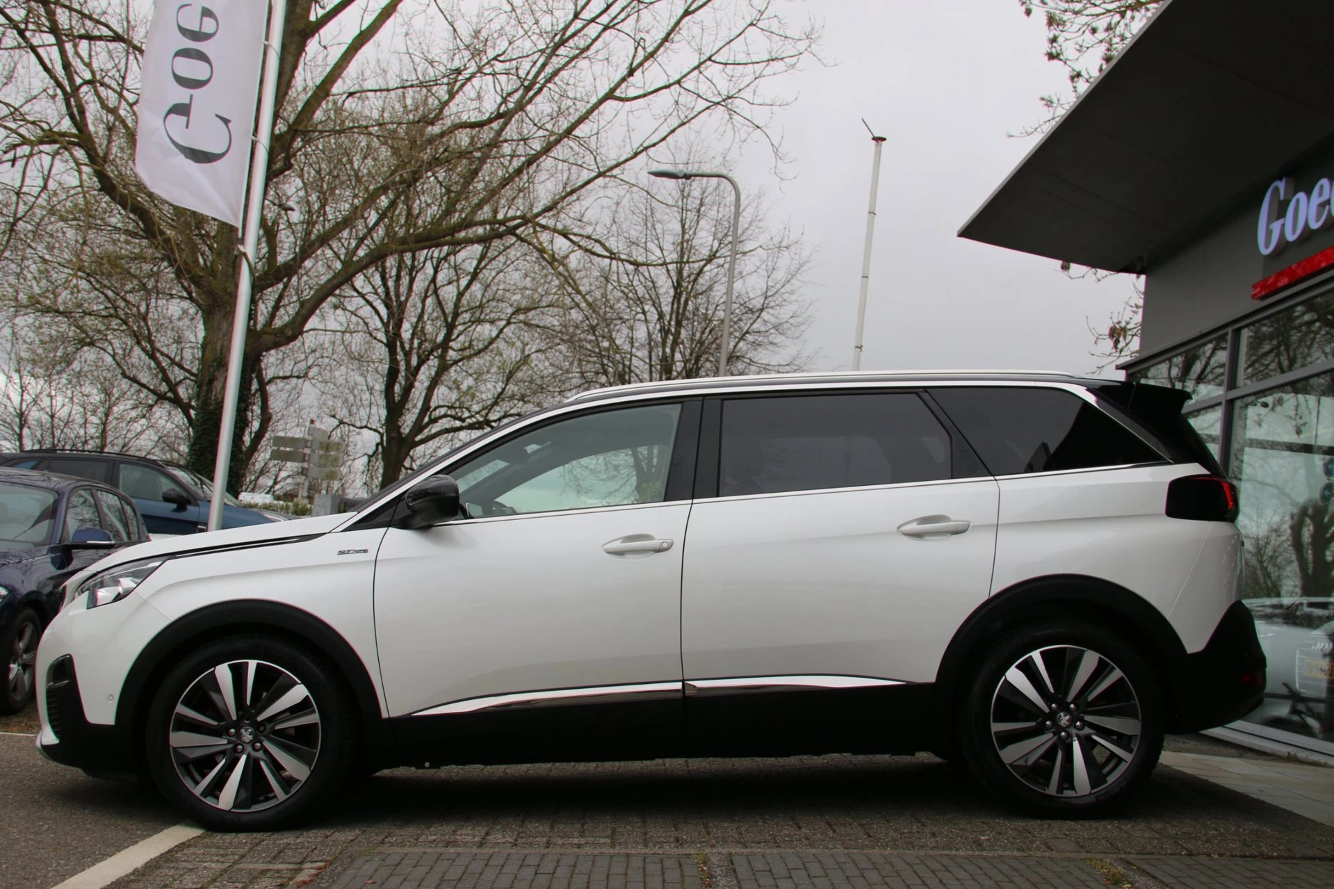 Hoofdafbeelding Peugeot 5008