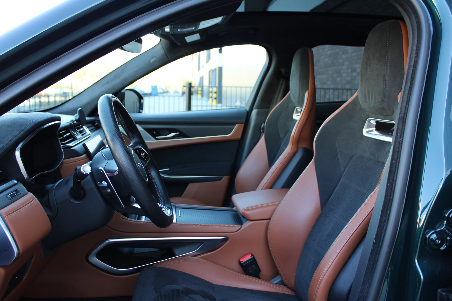 Hoofdafbeelding Jaguar F-PACE