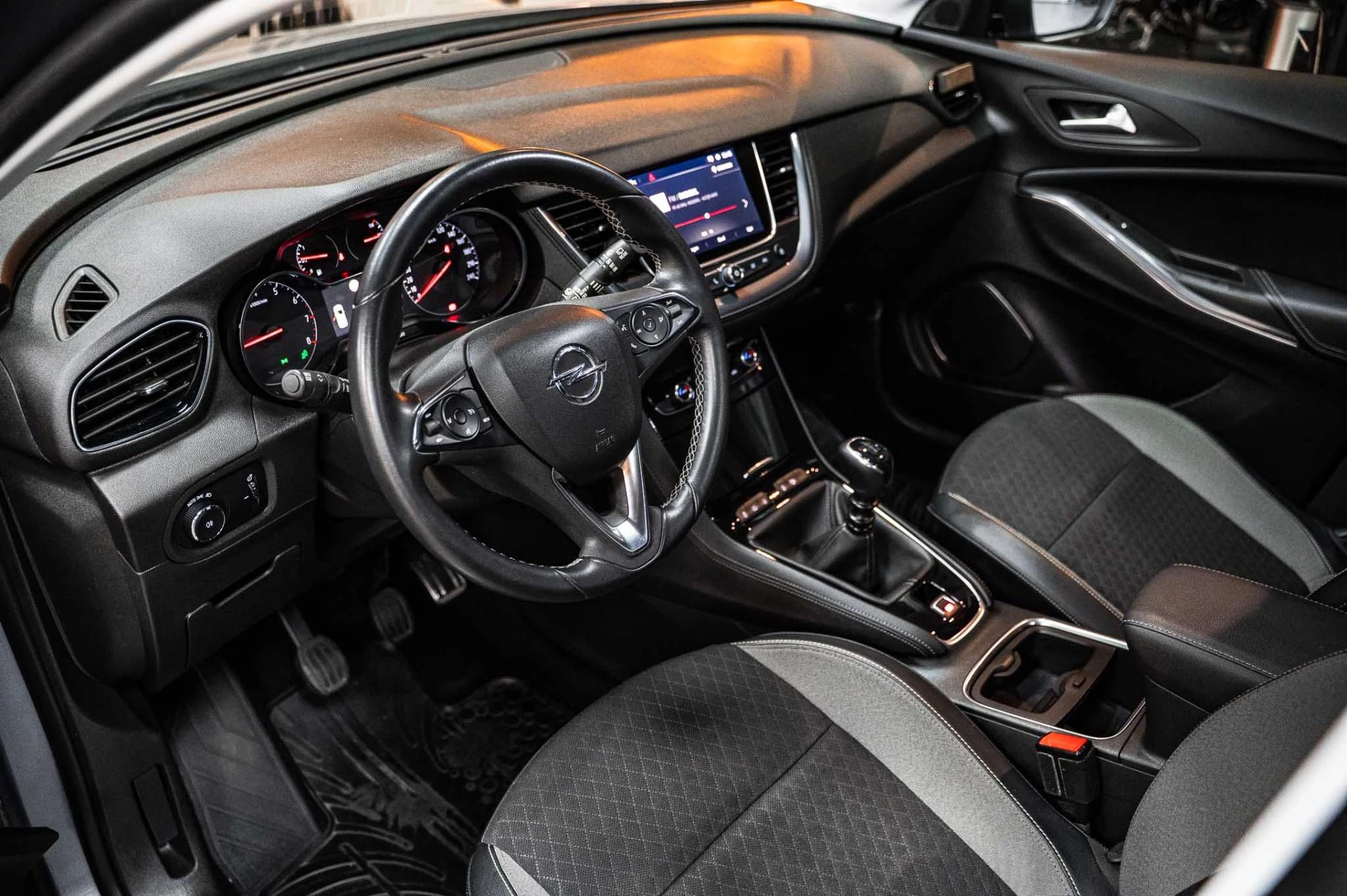 Hoofdafbeelding Opel Grandland X