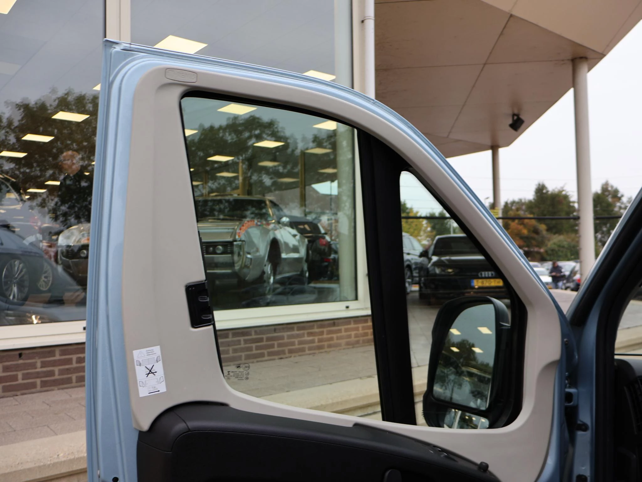 Hoofdafbeelding Pössl Summit 640