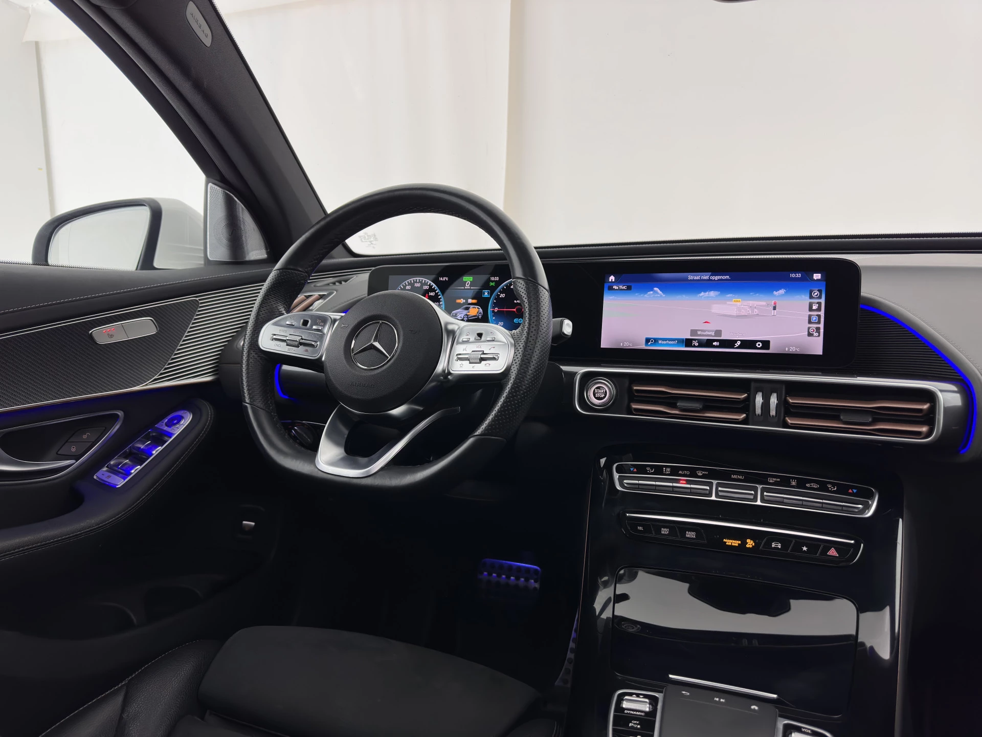 Hoofdafbeelding Mercedes-Benz EQC