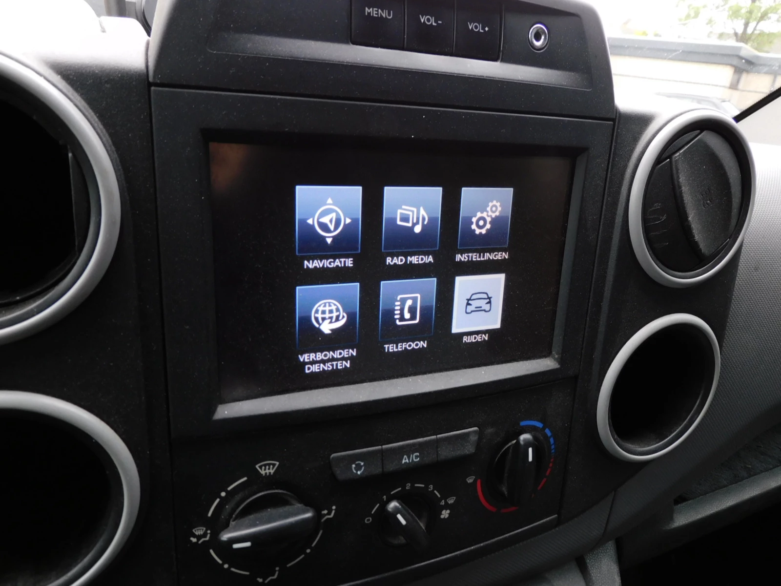 Hoofdafbeelding Peugeot Partner