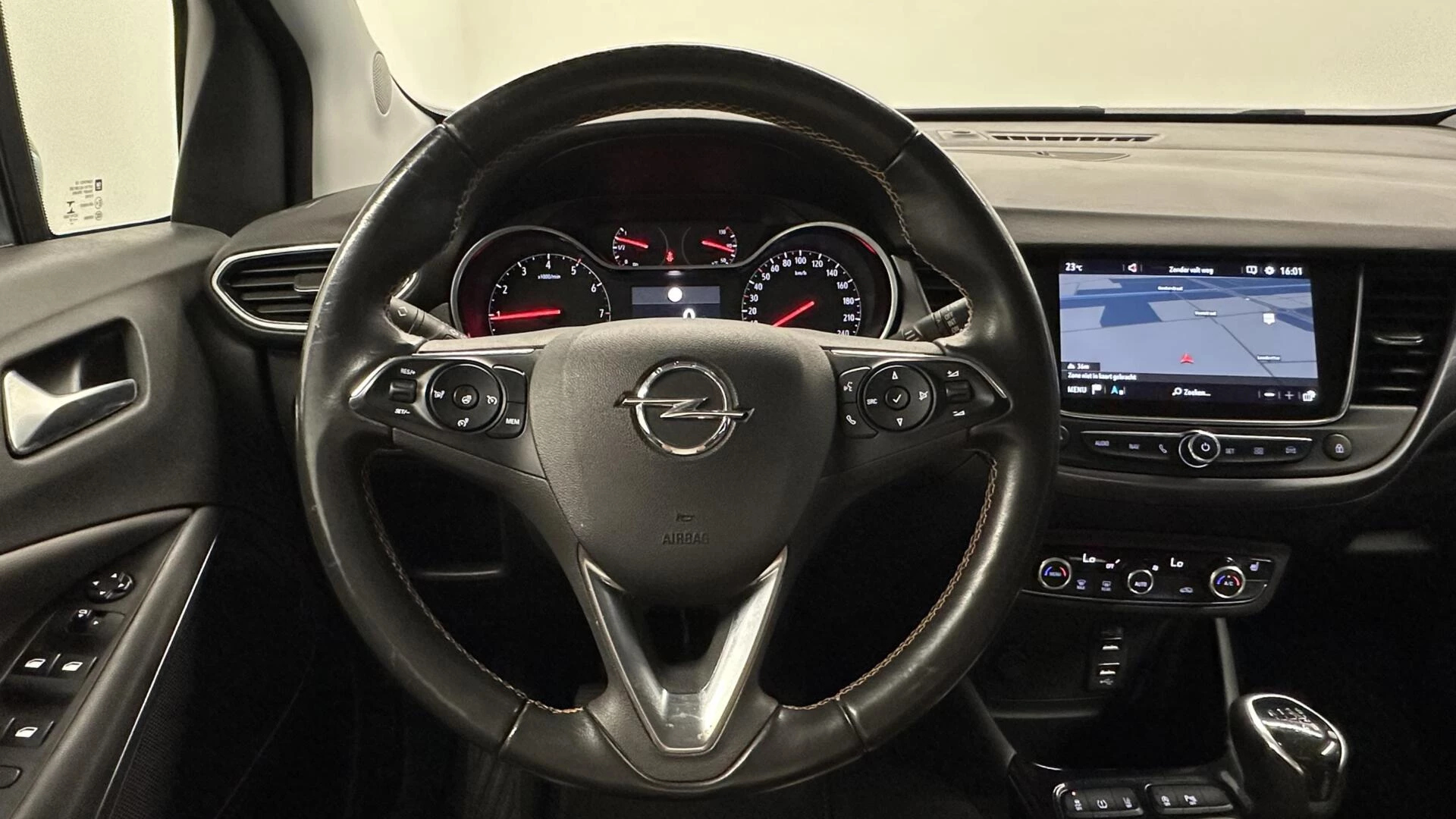 Hoofdafbeelding Opel Crossland X
