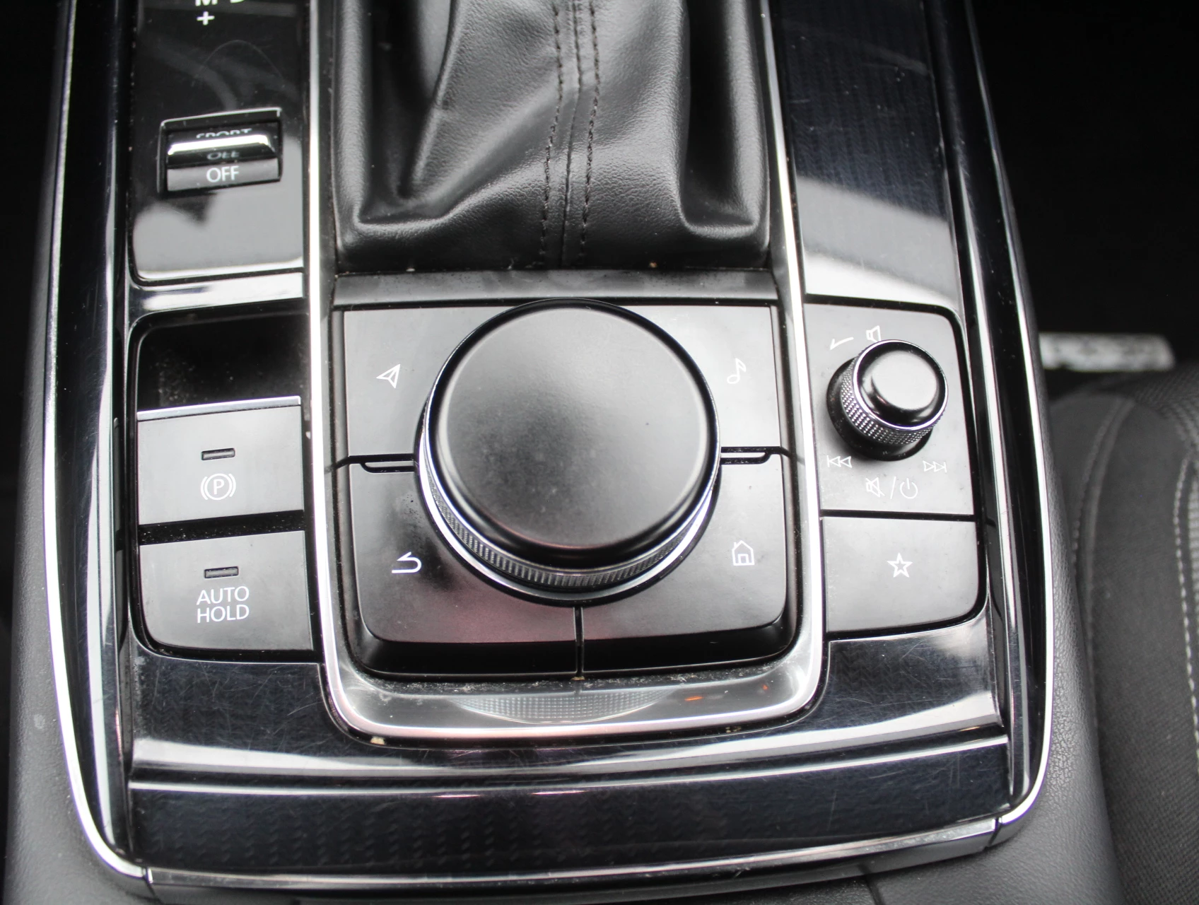 Hoofdafbeelding Mazda CX-30