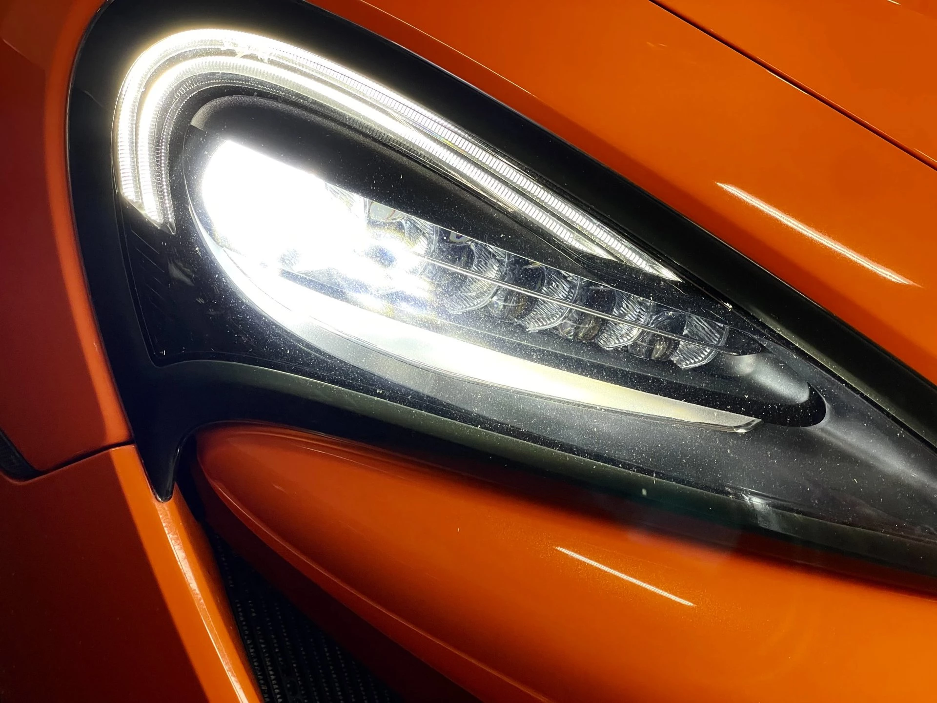 Hoofdafbeelding McLaren 570S