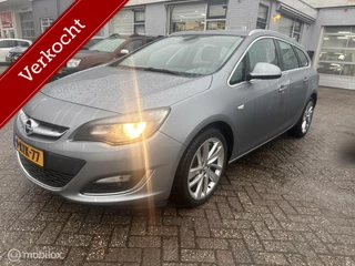 Opel Astra Sports Tourer 1.4 Turbo Business +