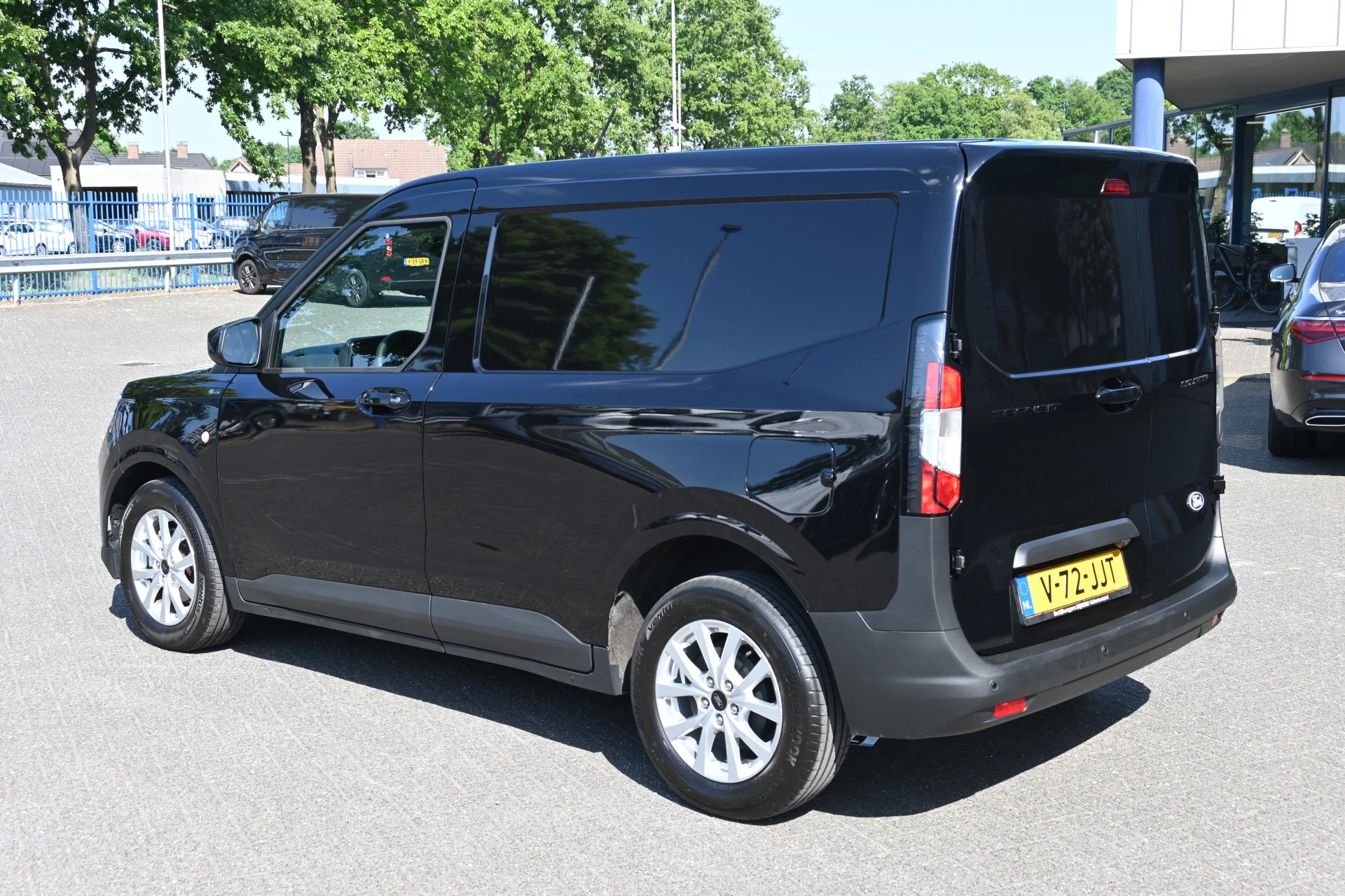 Hoofdafbeelding Ford Transit Courier
