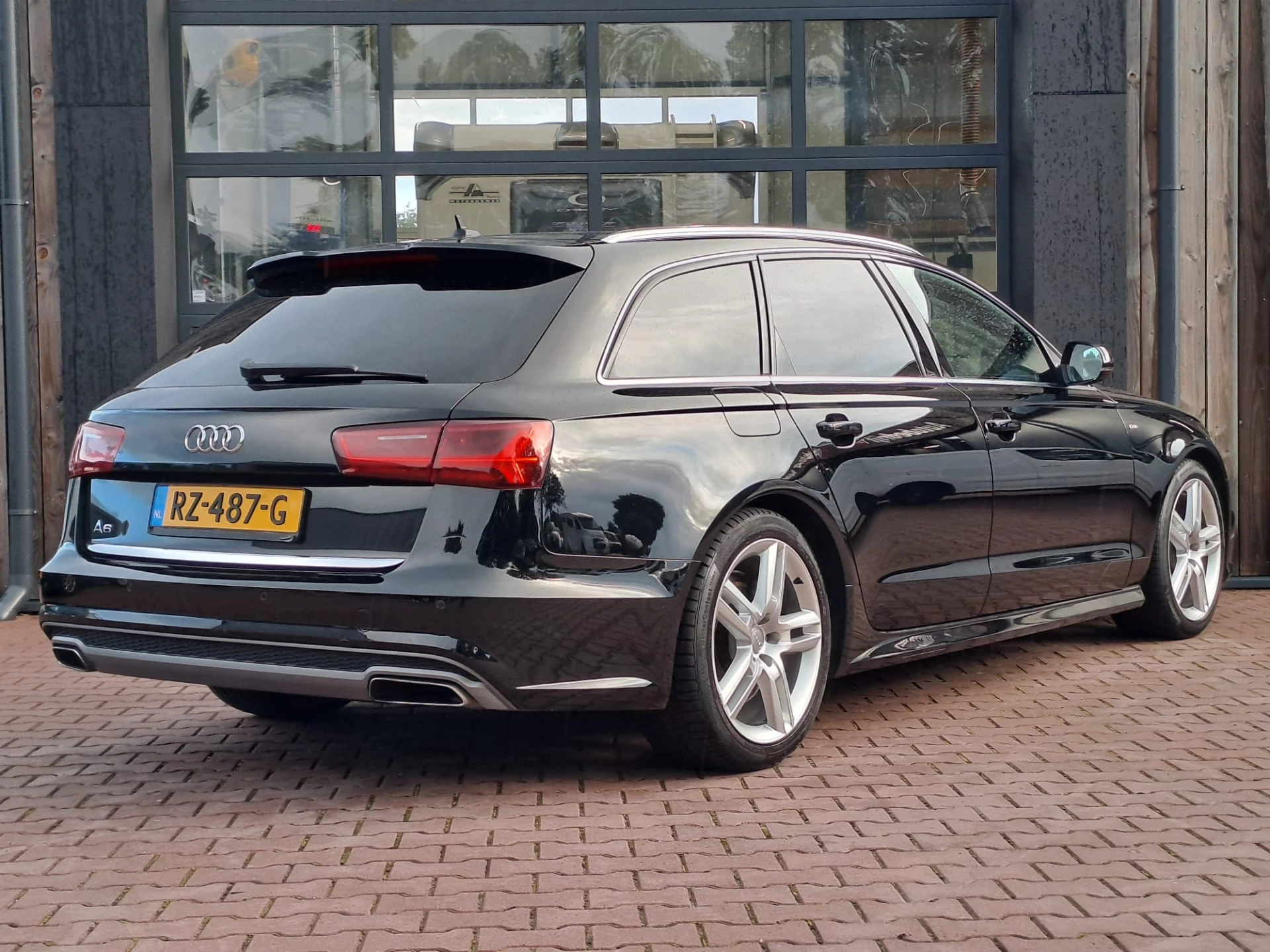 Hoofdafbeelding Audi A6