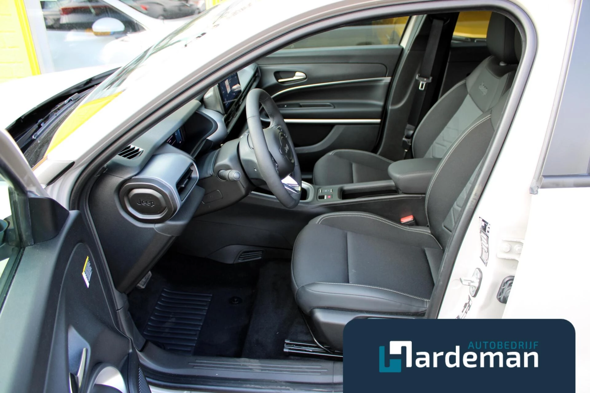 Hoofdafbeelding Jeep Avenger