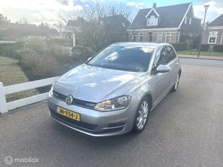 Volkswagen Golf 1.0 TSI 116 pk Comfortline NAVIGATIE BLUETOOHT ACHTERUITRIJCAMERA PRIVACY GLAS MOOIE AUTO!!