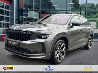 Hoofdafbeelding Škoda Kodiaq Škoda Kodiaq 1.5 TSI E-HYBRID SPORTLINE PANO-DAK/TREKHAAK/CAMERA/MEMORY/NAVI