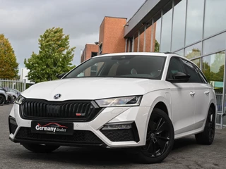 Hoofdafbeelding Škoda Octavia Škoda Octavia Combi 1.4 TSI 245pk RS iV PHEV Business Pano Keyless Ambiente Verlichting Park Assist