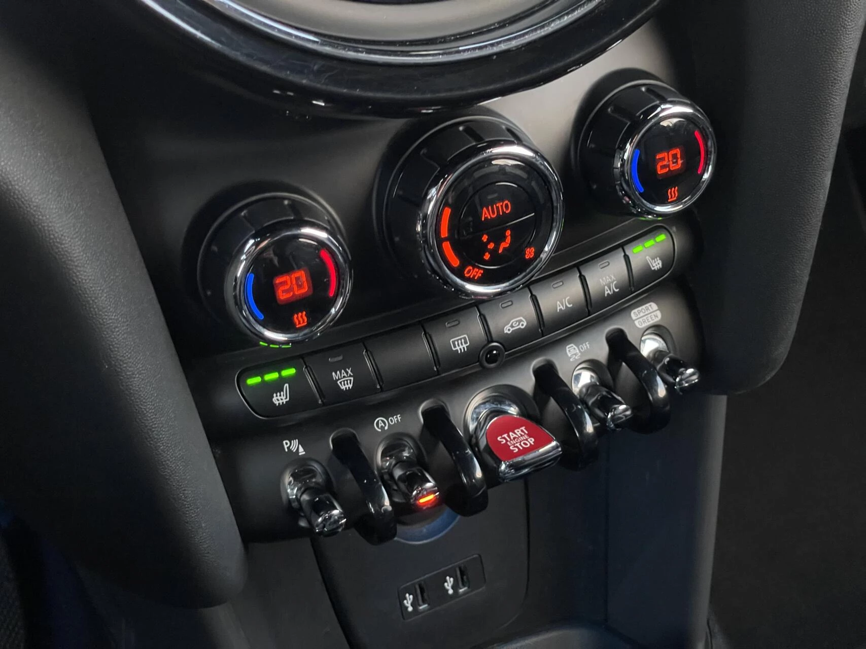 Hoofdafbeelding MINI Cooper Cabrio