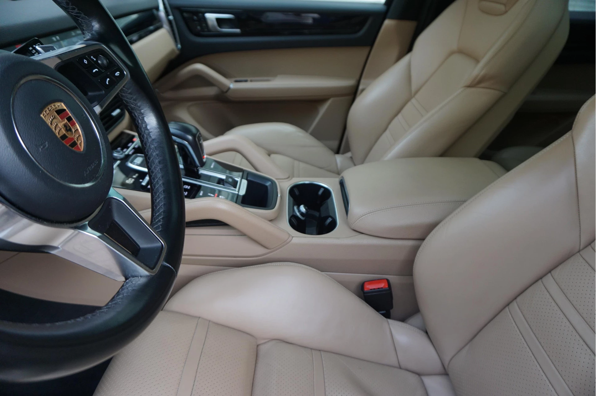 Hoofdafbeelding Porsche Cayenne