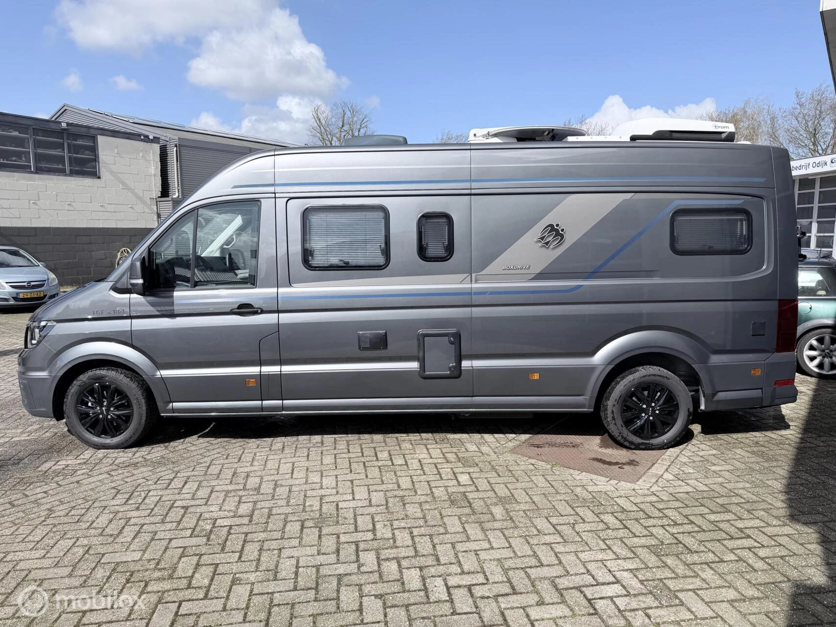 Hoofdafbeelding Knaus TGE 3.180