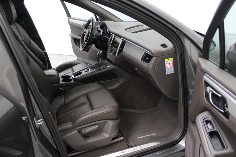 Hoofdafbeelding Porsche Macan