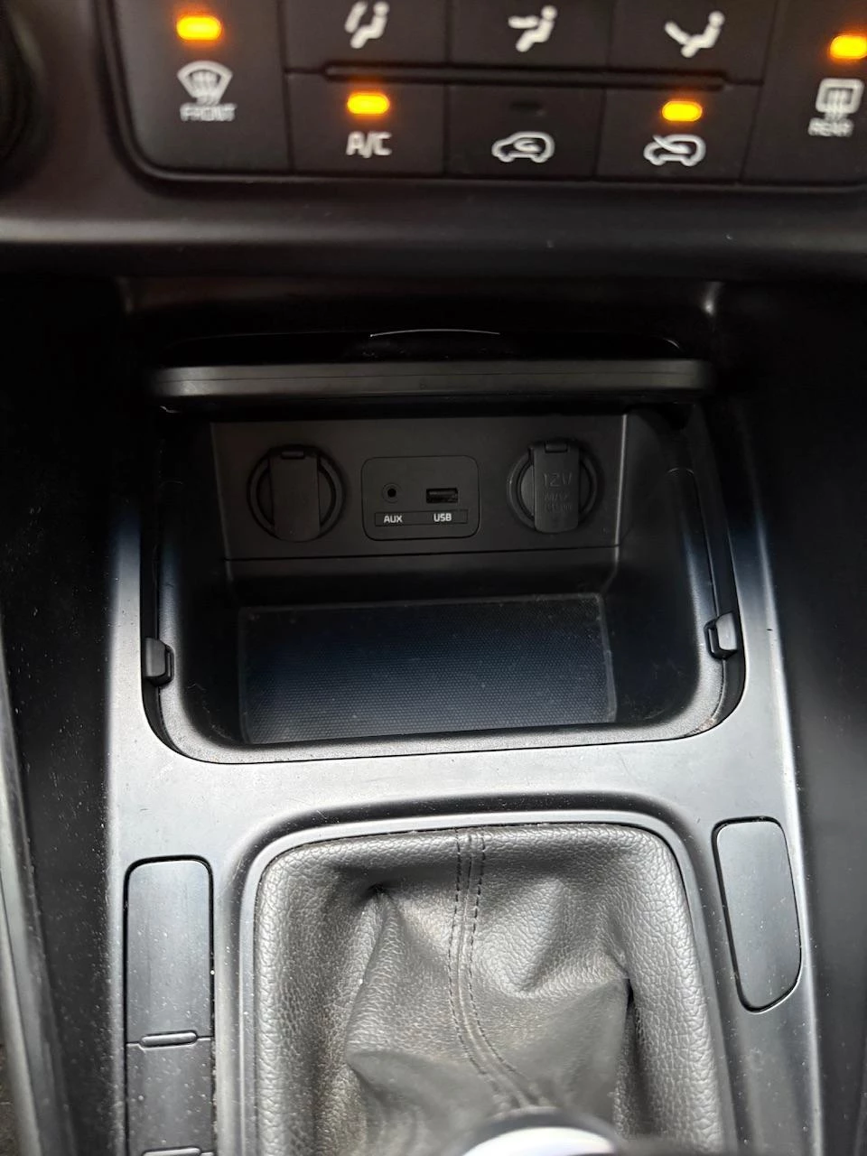 Hoofdafbeelding Kia Carens