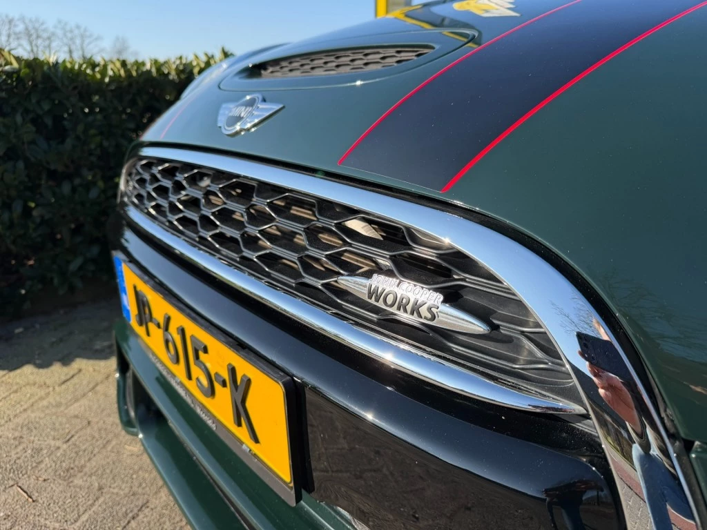 Hoofdafbeelding MINI Cabrio